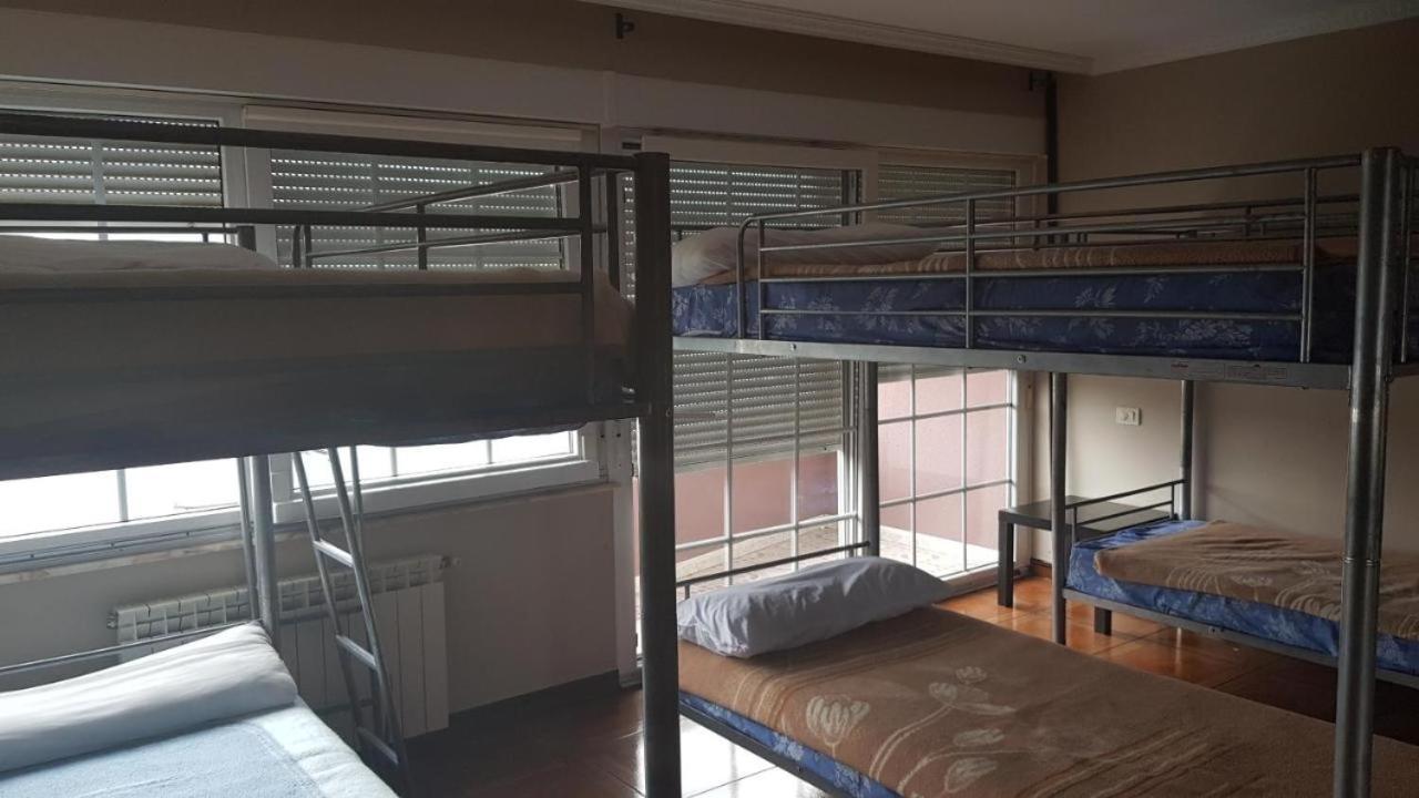 Albergue De Peregrinos Playa Quenxe Corcubión Extérieur photo